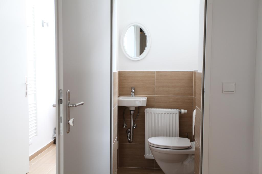Casa Nostra - Helle Wohnung - Direkt Am Augarten Vienna Room photo